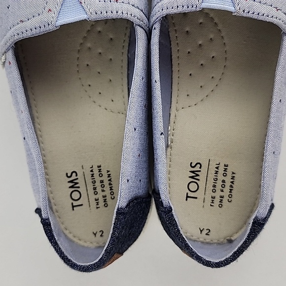 ⭐️3/ $30⭐️ TOMS Classics Heart Motif Woven Kids Espadrilles Slip-on Blue Size 2 - Picture 10 of 15